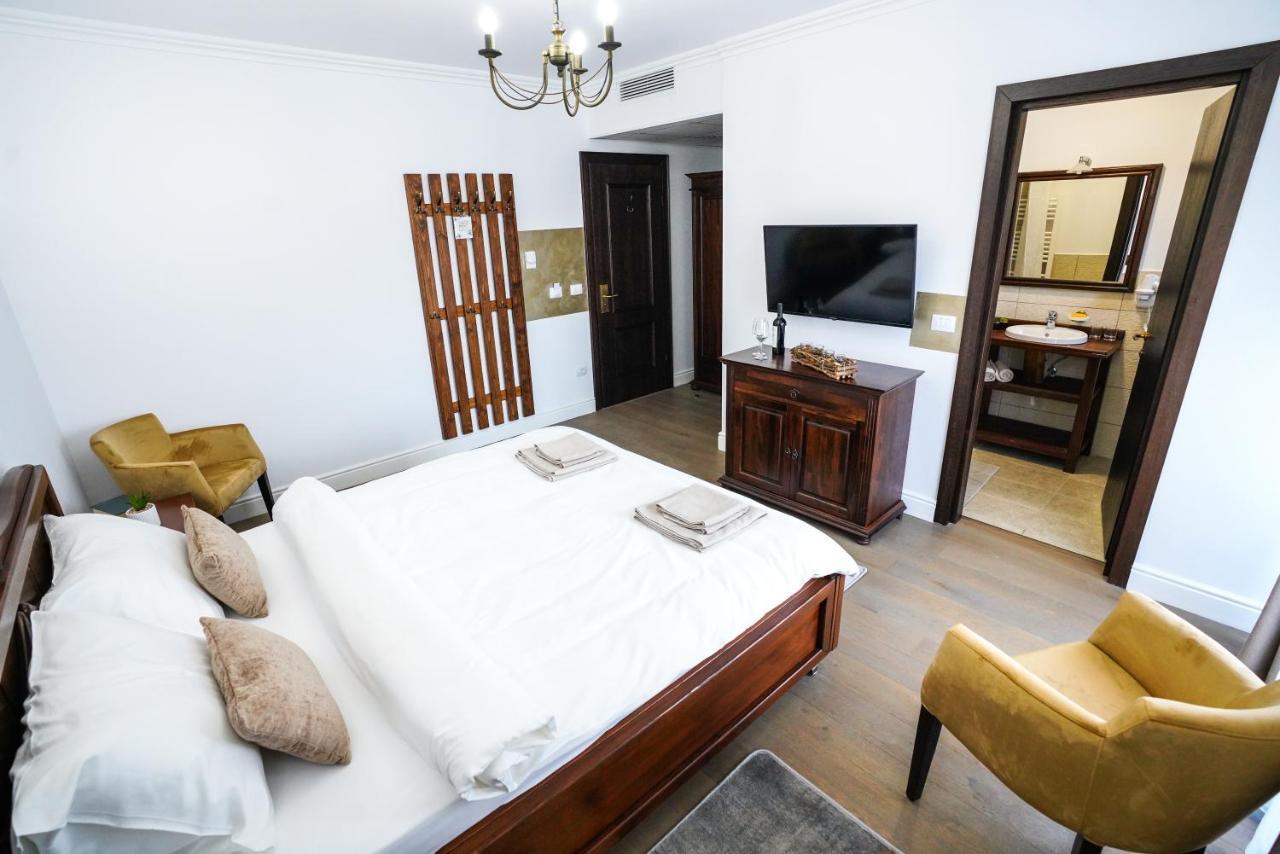 Hotel Yara Вишеу-де-Сус Экстерьер фото