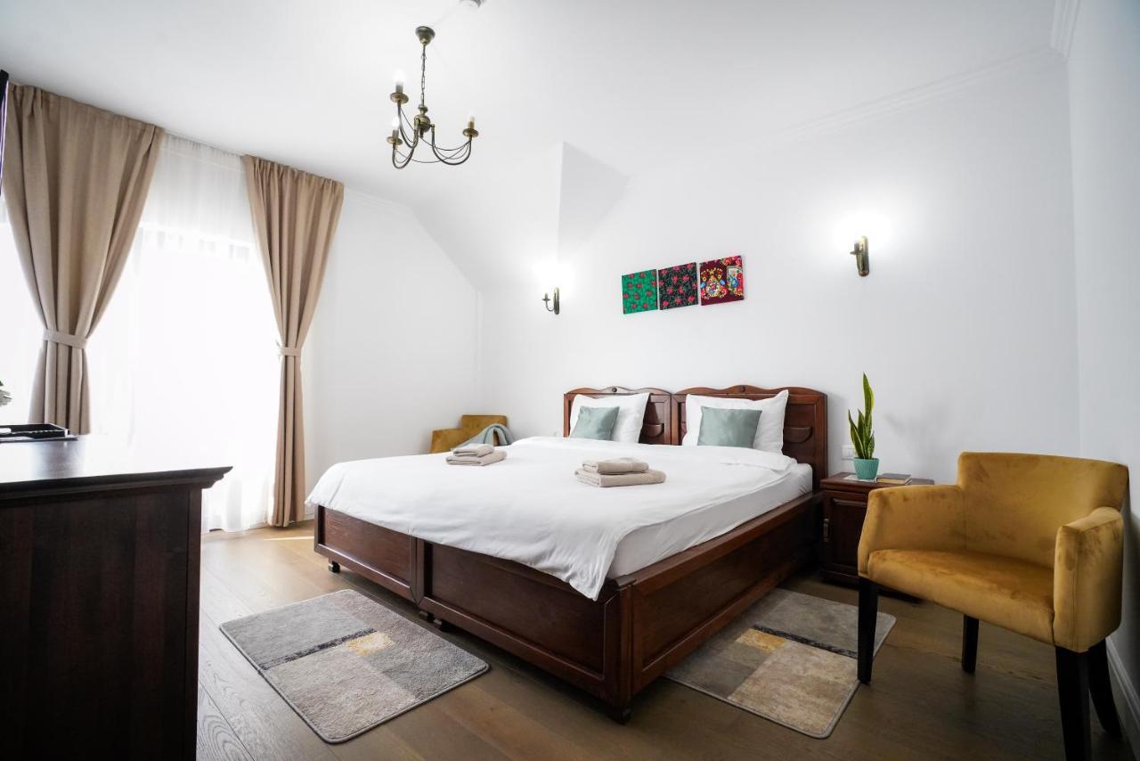 Hotel Yara Вишеу-де-Сус Экстерьер фото