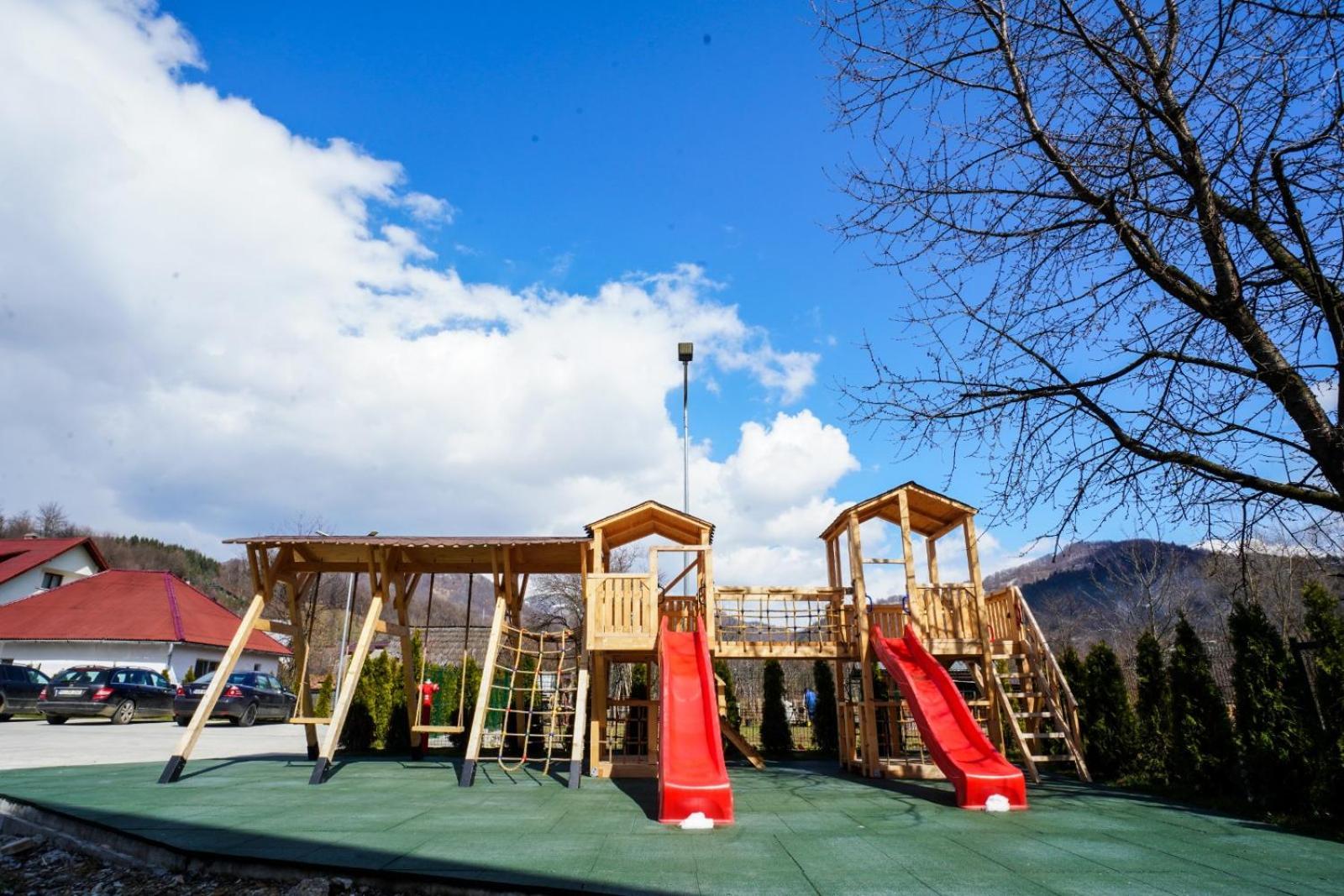 Hotel Yara Вишеу-де-Сус Экстерьер фото